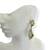 Brinco Bijuteria Dourado - Pino oval martelado + concha pendurada - Rosana Bijoux 