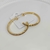 Argola fina cravejada M - Caramelo - comprar online
