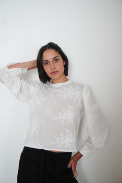 Camisa blanca nueva