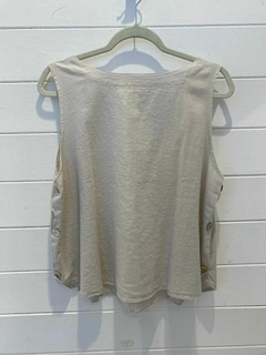 Musculosa lino botones - comprar online