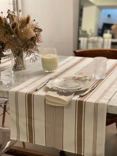 Imagen de Mantel Raya French ocre (algodón)