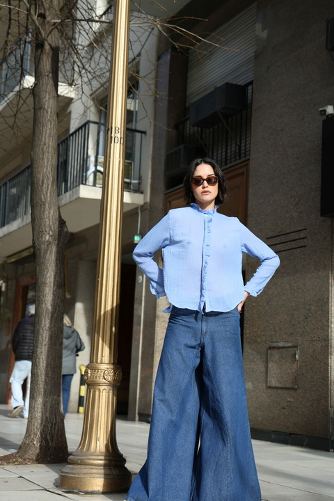 Jean azul (estilo pollera)