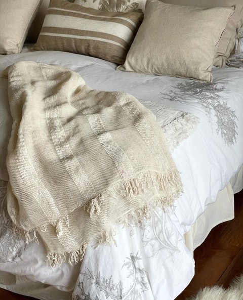 Cubredredón cardos lienzo o tusor