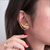 EAR CUFF BOLINHAS CORRENTE DOURADO