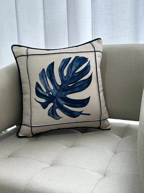 Capa de Almofada Linho Costela Drapeada Azul 42cm