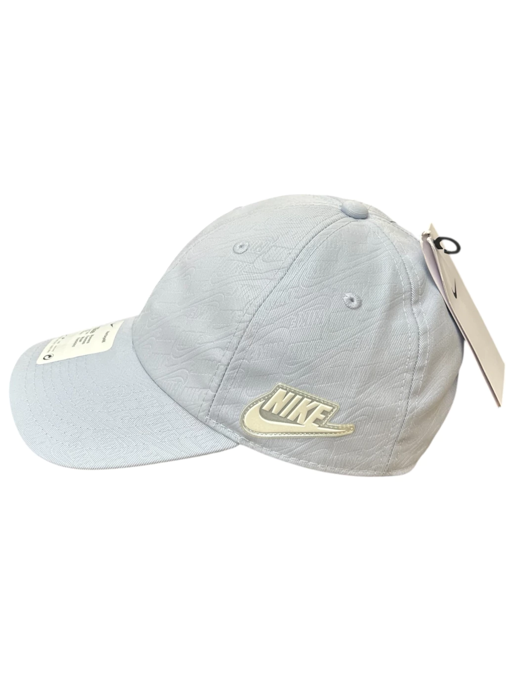 Boné Nike logo do lado