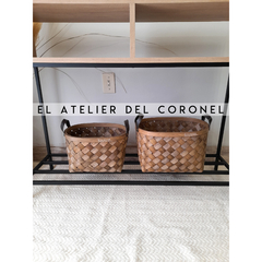 CESTO MADERA TRENZADA con manija - EL ATELIER DEL CORONEL