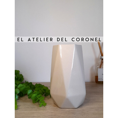 FLORERO vidrio beige - comprar online