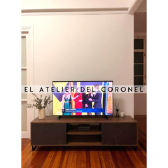 RACK TV CUATRO PATAS 180cm - EL ATELIER DEL CORONEL