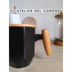 Taza con tapa de madera en internet