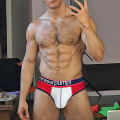 Cueca slip Pump telada na internet