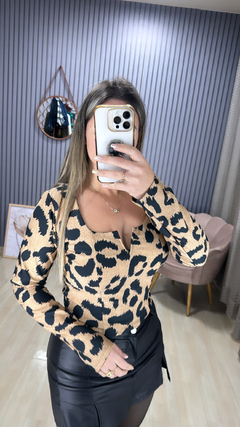 CROPPED PLUS MANGA LONGA - Visajo Store