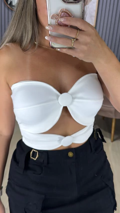 Croped Ana julia na internet