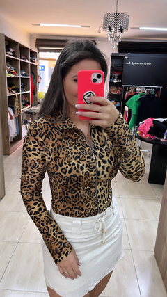 Casaquinho zíper onça - comprar online