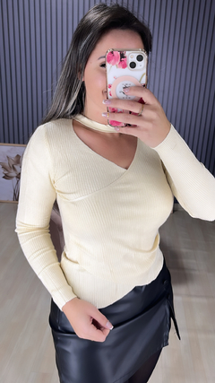 Blusa modal jordania na internet