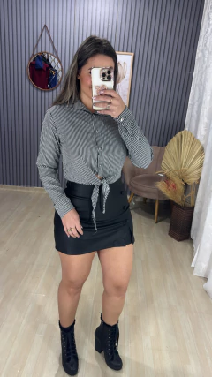 Croped camisa botões