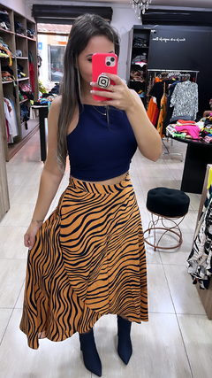 Saia envelope laranja e azul