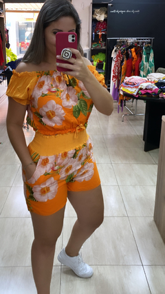 CONJUNTO SHORTS FLORAL LARANJA