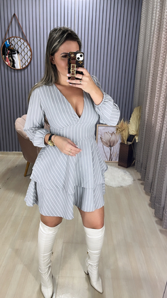 Vestido babado lista
