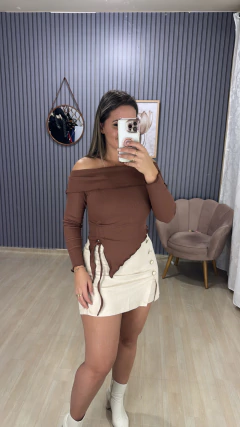 Blusa canelada Biatriz na internet