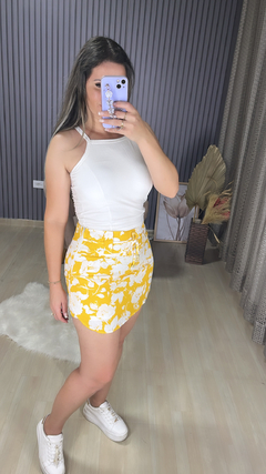 SHORTS SAIA LINHO FUNDO AMARELO - comprar online