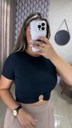 Croped canelado argola