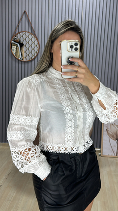 Camisa Croped Luxo na internet