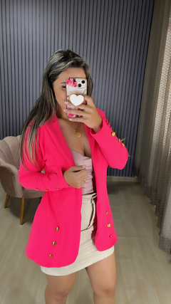 Blazer alongado rosa chiclete