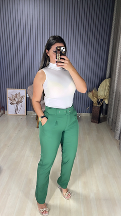 Calça alfaiataria cinto na internet