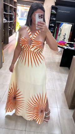 Vestido Vera longo na internet