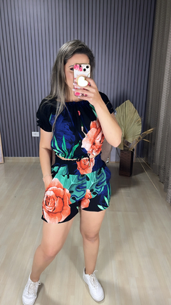 CONJUNTO DE SHORTS FLORAL - comprar online
