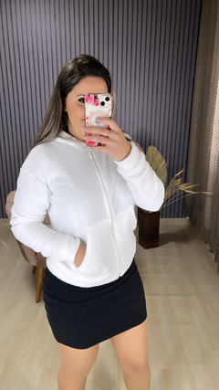 Blusa zíper pelúcia