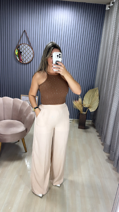 Calça pantalona JUVI na internet