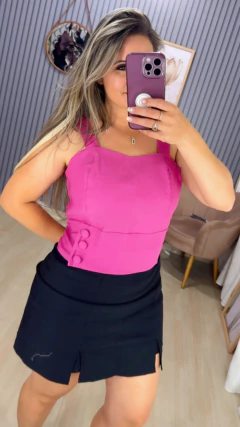 Cropped plus bengaline botões na internet