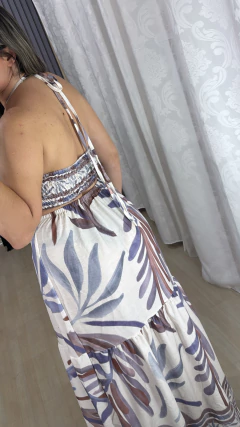 Vestido longo Mia na internet