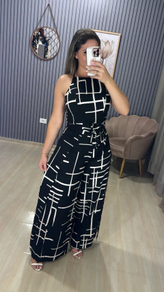 Imagem do Macacão envelope flores