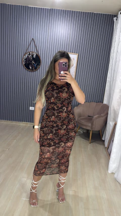 Vestido mídi tuli na internet