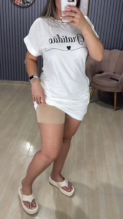 Shorts básico na internet