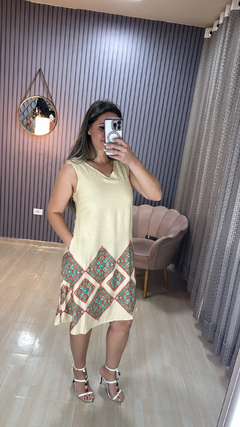 Vestido curto Nara na internet