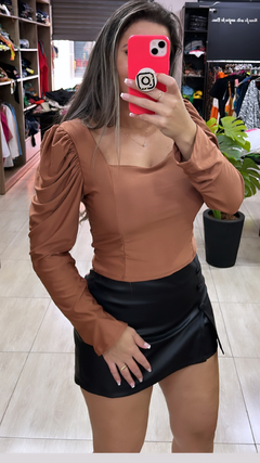 Imagem do CROPPED PLUS MANGA LONGA