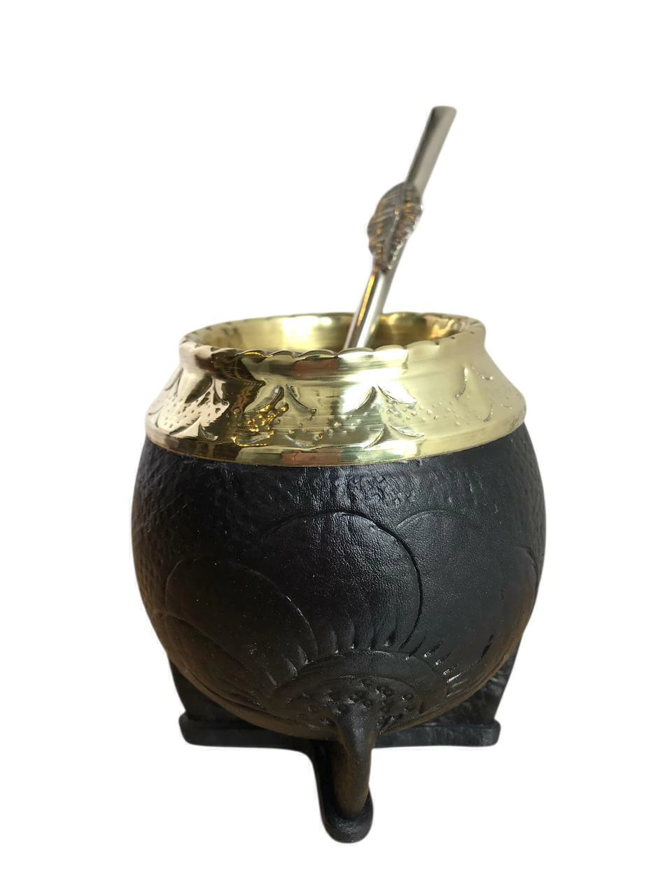 Mate torpedo uruguayo virola bronce cincelada cuero repujado