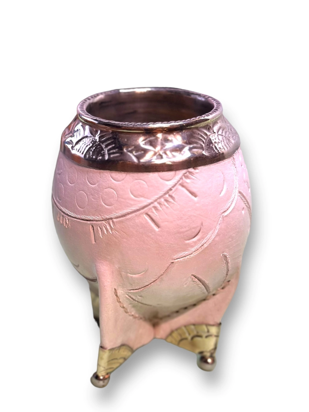 Mate Torpedo uruguayo Alpaca Cincelado Patitas Alpaca cuero tallado a mano