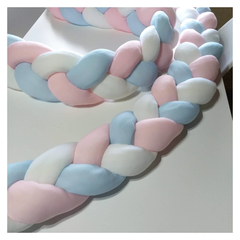 CHICHONERA TRENZADA MONTESSORI: ROSA - BLANCO & CELESTE - comprar online