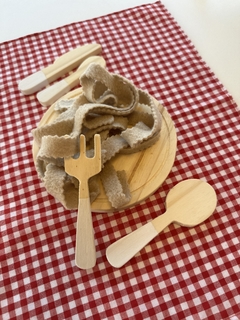 Imagen de SET DE COCINA N°3: PLATITO CON CUBIERTOS