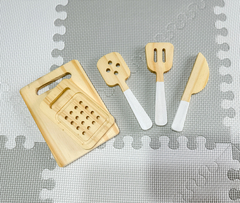 SET DE COCINA N°2: TABLITAS & UTENSILIOS