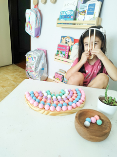 Imagen de TABLERO ARCOÍRIS MONTESSORI