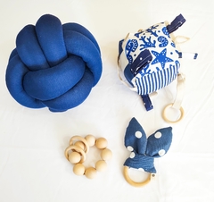 CUBO SENSORIAL PARA BEBÉS