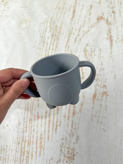 VASO DE APRENDIZAJE ANTIDERRAME + TAPA PARA SNACKS (COLOR GRIS) - tienda online