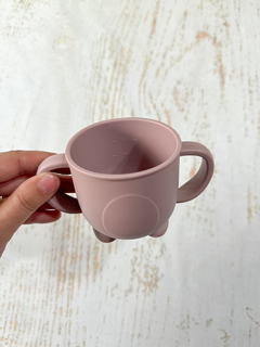 Imagen de VASO DE APRENDIZAJE ANTIDERRAME + TAPA PARA SNACKS (COLOR ROSA)