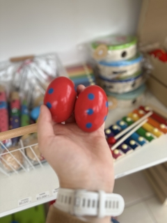 MARACA HUEVITO - Mamá Creativa